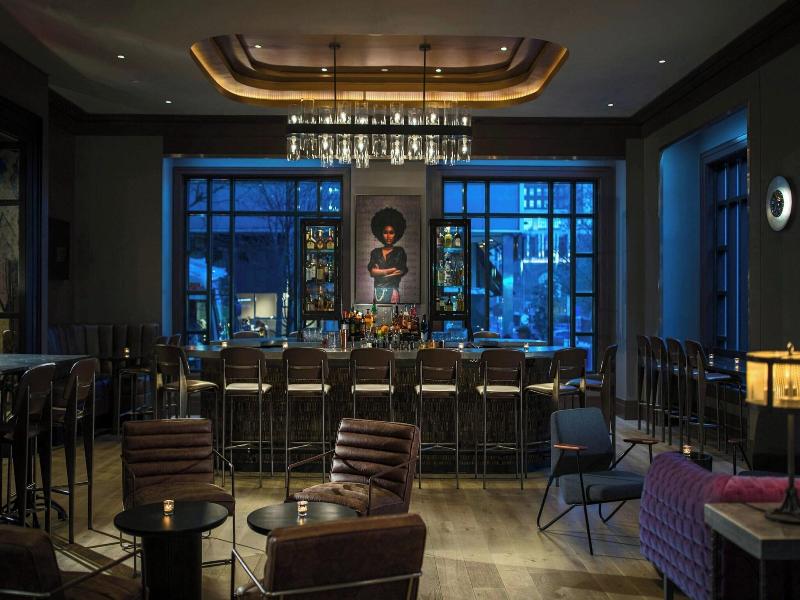 Renaissance Philadelphia Downtown Hotel image