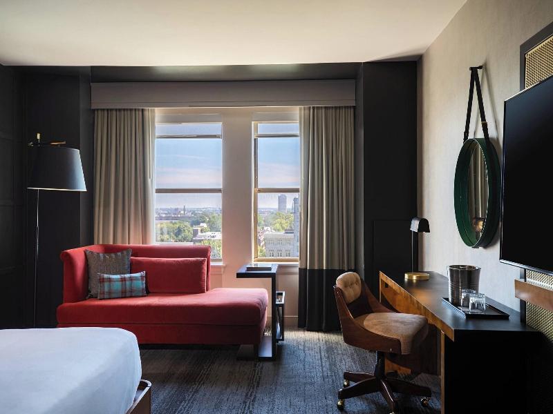 Renaissance Philadelphia Downtown Hotel image