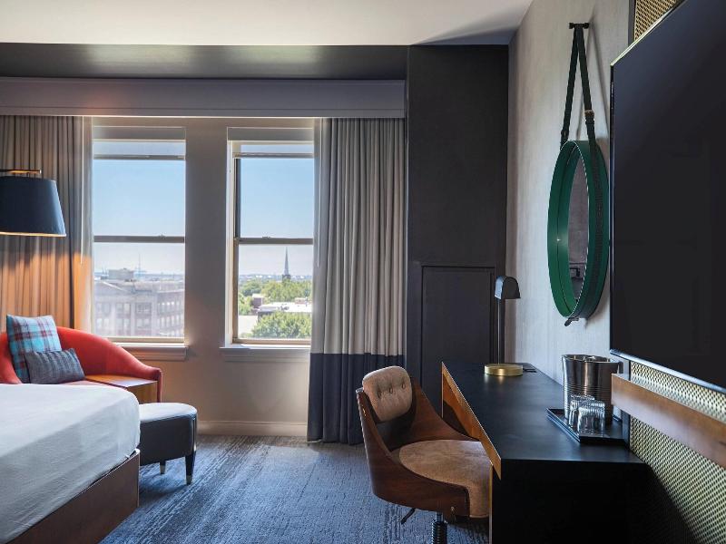 Renaissance Philadelphia Downtown Hotel image