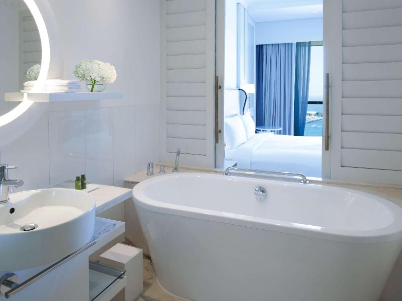 Sofitel Dubai Jumeirah Beach image