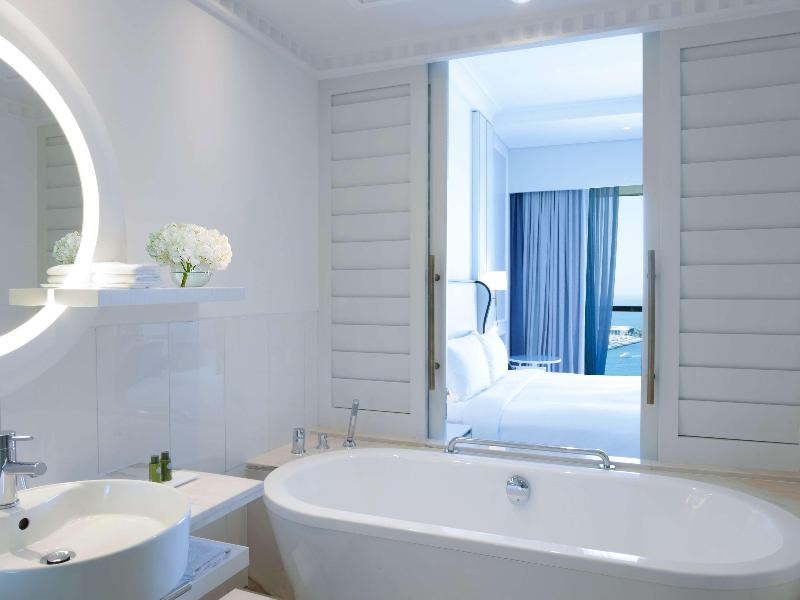 Sofitel Dubai Jumeirah Beach image