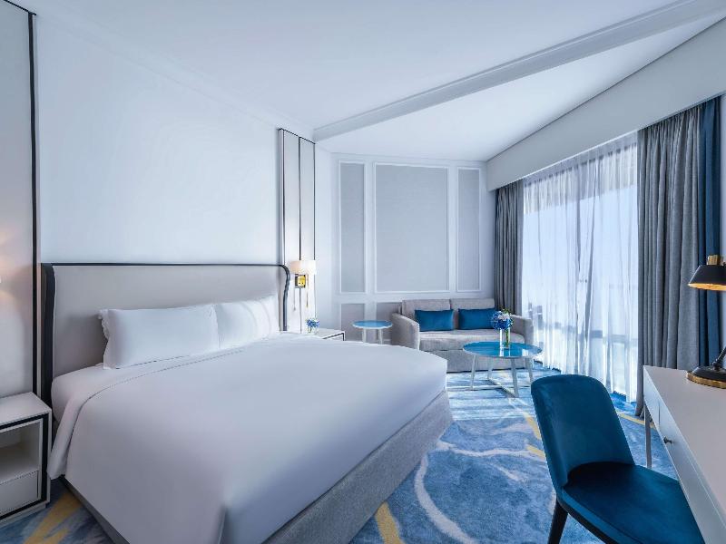 Sofitel Dubai Jumeirah Beach image