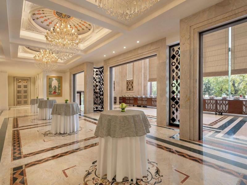 Sheraton New Delhi image