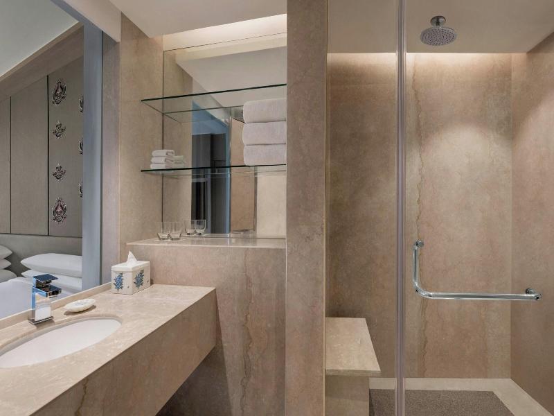 Sheraton New Delhi image