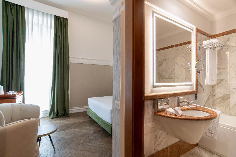 Patria Palace - The Leading Hotels of the World image
