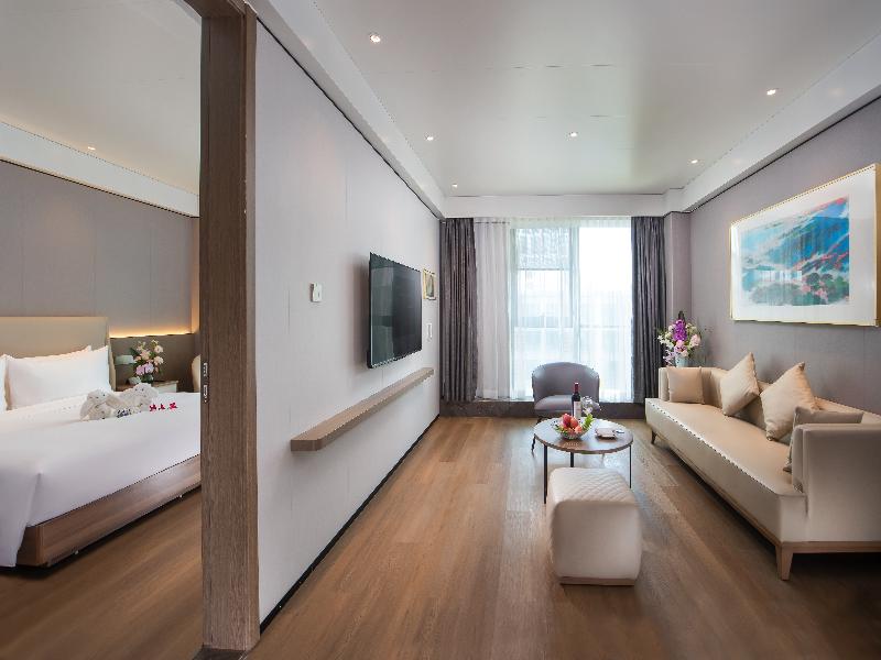 Grand Skylight Hotel Shenzhen World Exhibition image