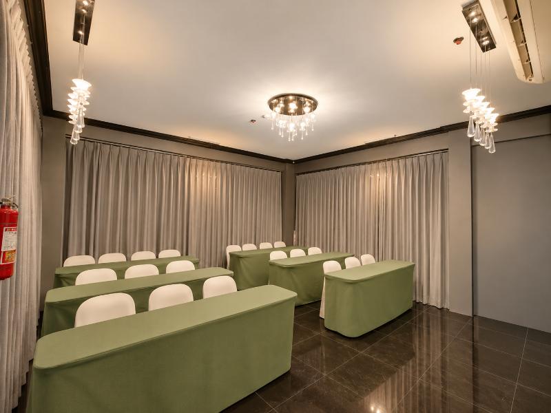 Fiesta Garden Hotel