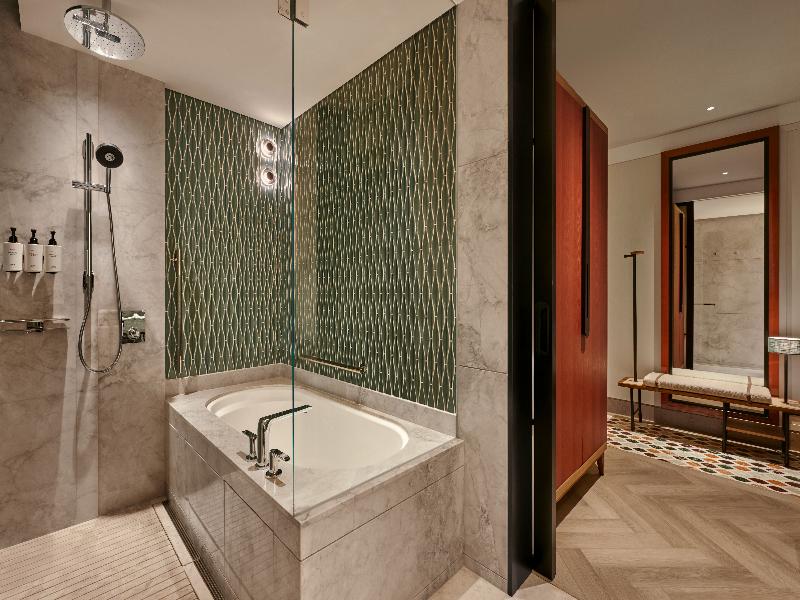 Andaz Shanghai ITC image