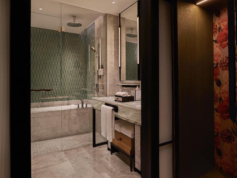 Andaz Shanghai ITC image