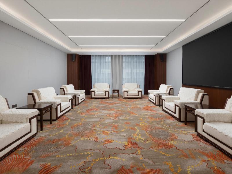 Ramada By Wyndham Luzhou Longmatan