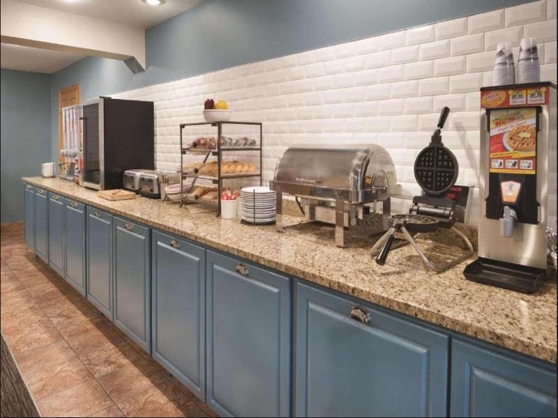 The Great North Inn & Suites