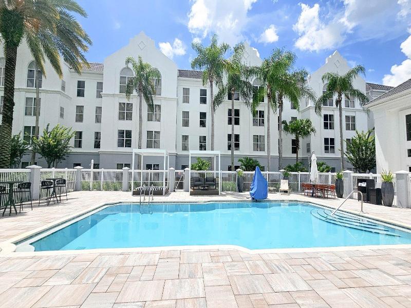 Montreal Suites Orlando by IHG image