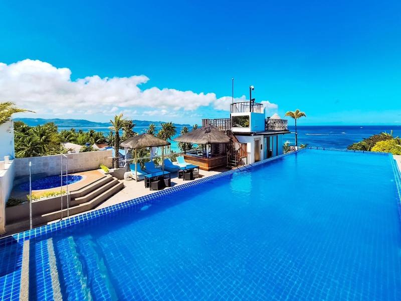Boracay Ocean Club Resort and Spa