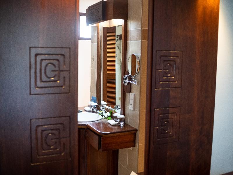 Manava Beach Resort & Spa Moorea image