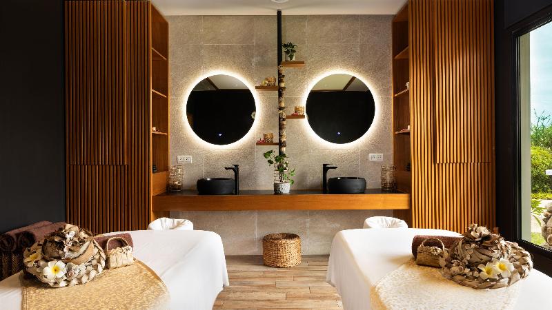 Stay in style at Hilton Hotel Tahiti