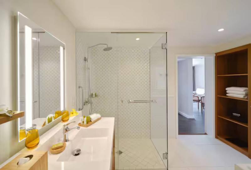Stay in style at Hilton Hotel Tahiti