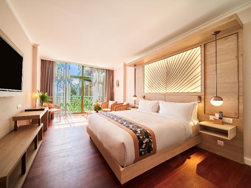 Hilton Hotel Tahiti image