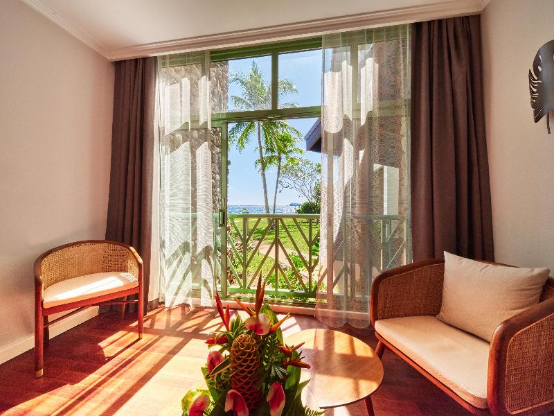Hilton Hotel Tahiti image