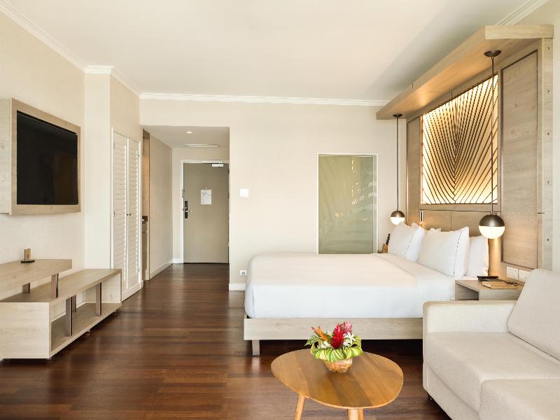Hilton Hotel Tahiti image