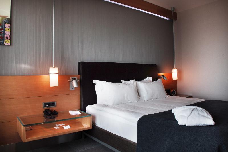Point Hotel Barbaros image