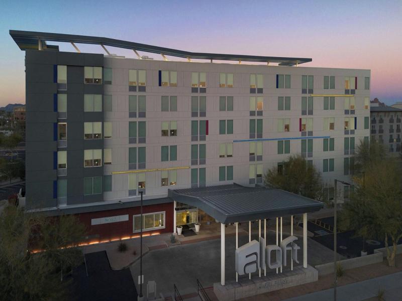 Aloft Phoenix Airport image