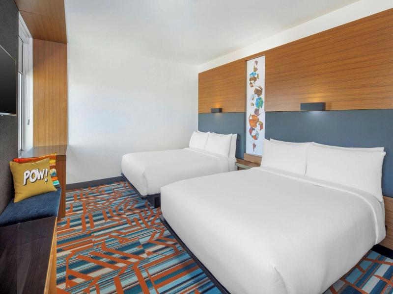 Aloft Phoenix Airport image