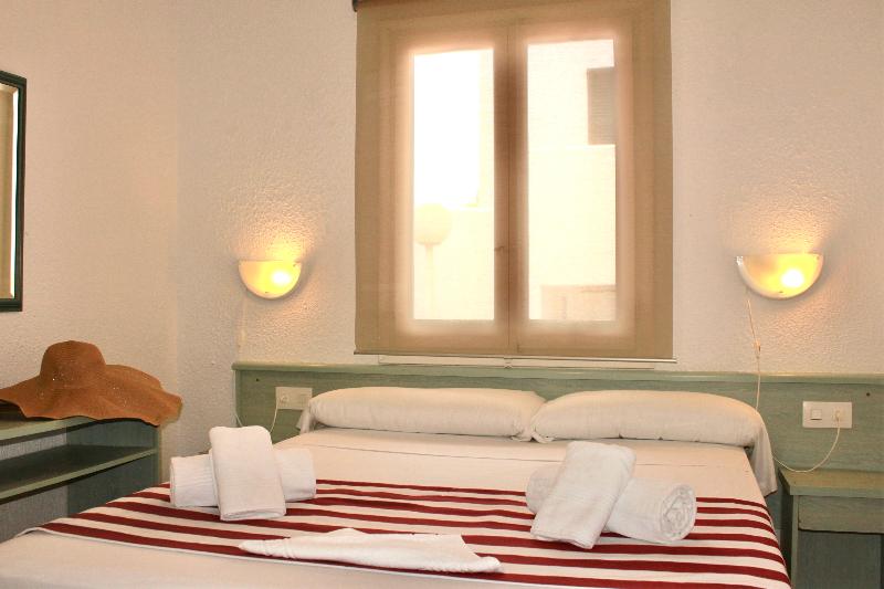 Apartamentos Playa Parc image