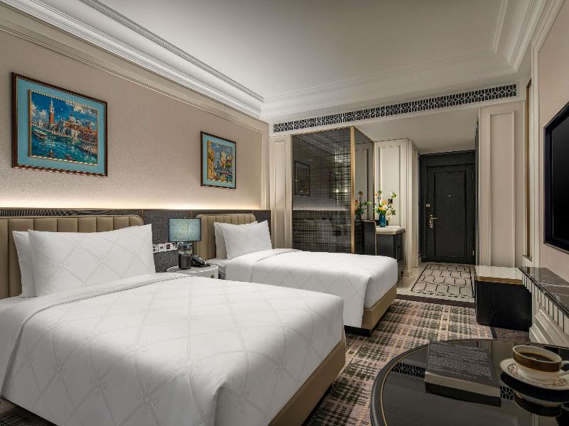 Pullman Beijing South image