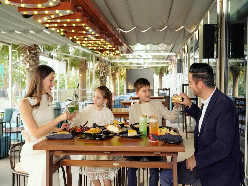 Yas Plaza Marina by IHG image