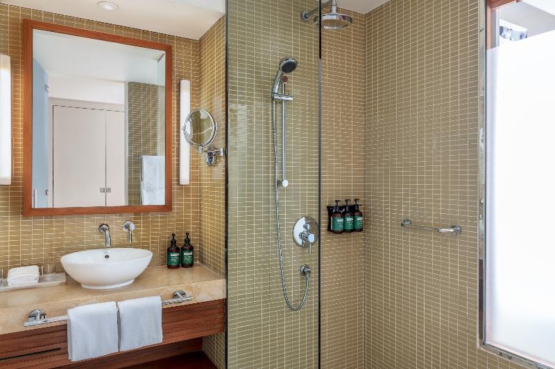 Yas Plaza Marina by IHG image