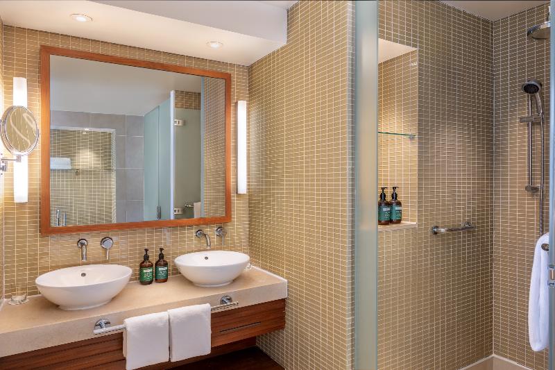 Yas Plaza Marina by IHG image