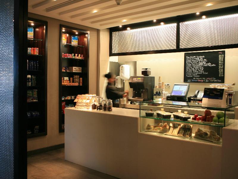 Yas Plaza Circuit by IHG image