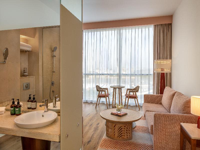 Yas Plaza Circuit by IHG image