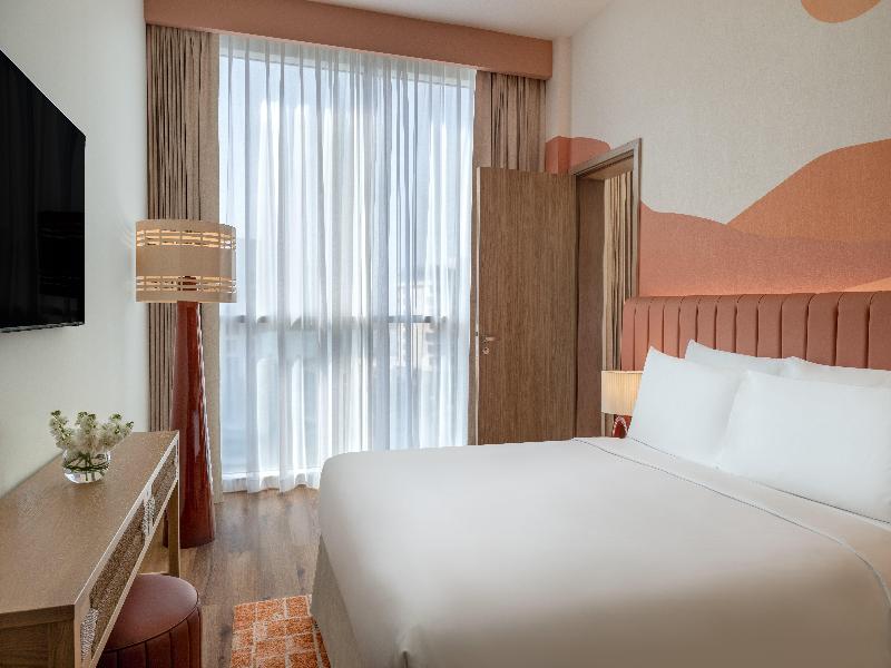 Yas Plaza Circuit by IHG image