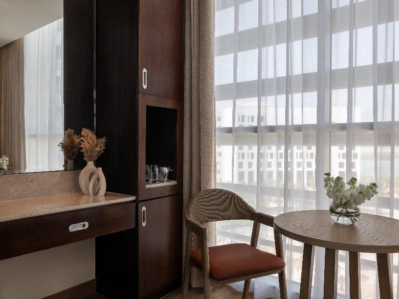 Yas Plaza Circuit by IHG image