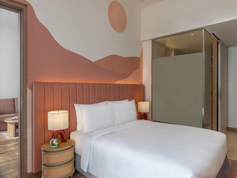 Yas Plaza Circuit by IHG image