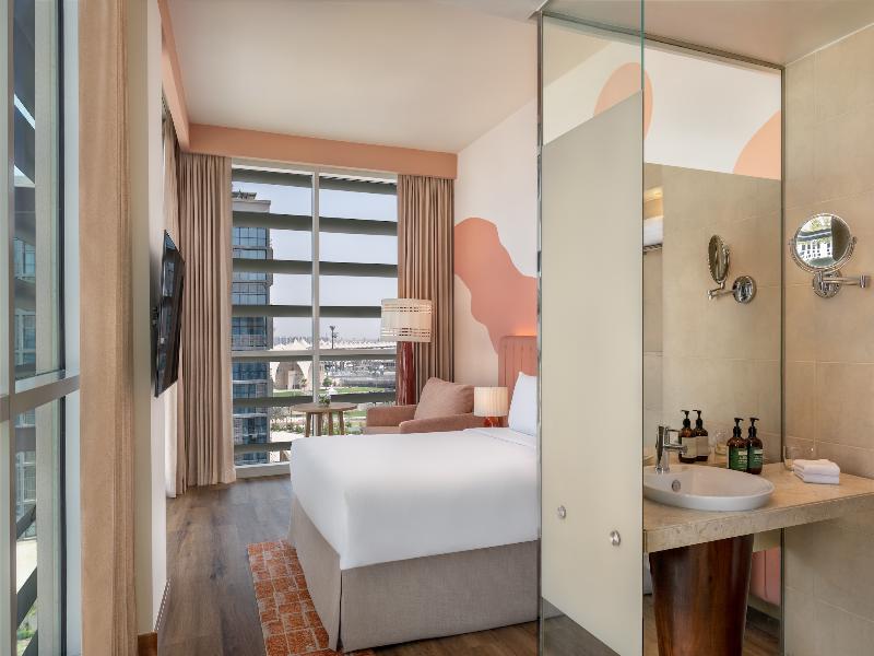 Yas Plaza Circuit by IHG image