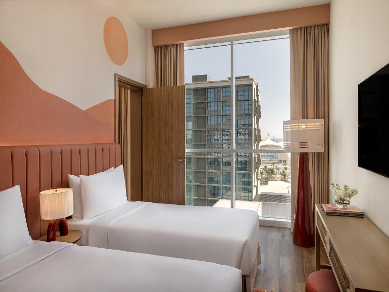 Yas Plaza Circuit by IHG image