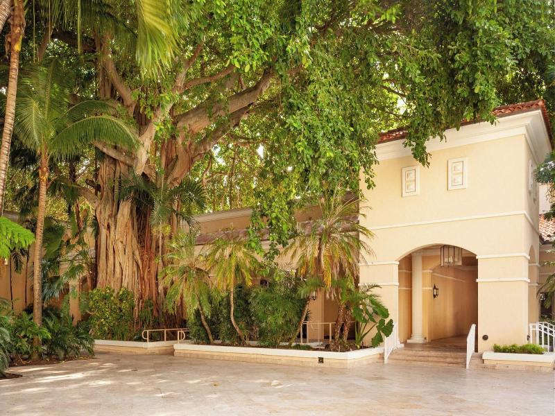 Jw Marriott Miami Turnberry Resort & Spa image