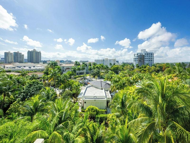 Jw Marriott Miami Turnberry Resort & Spa image
