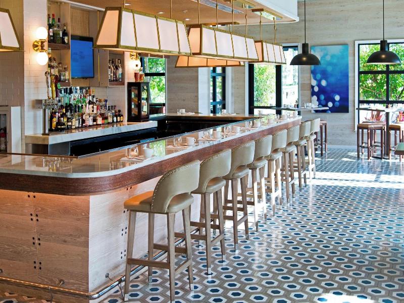 Jw Marriott Miami Turnberry Resort & Spa image