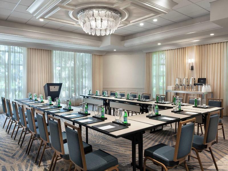 Jw Marriott Miami Turnberry Resort & Spa image