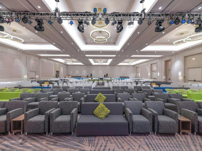Jw Marriott Miami Turnberry Resort & Spa image