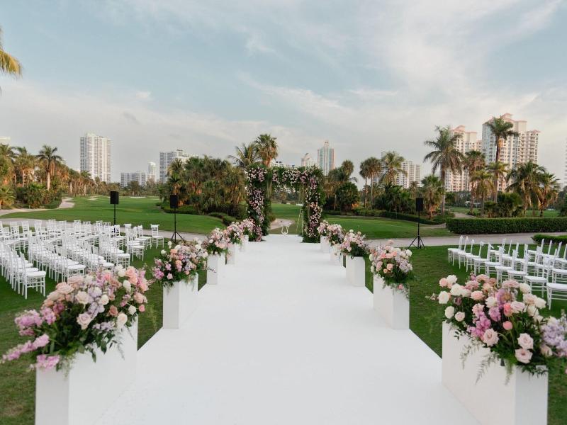 Jw Marriott Miami Turnberry Resort & Spa image