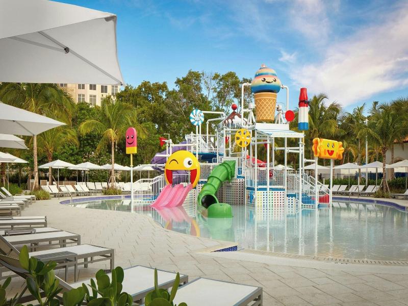 Jw Marriott Miami Turnberry Resort & Spa image