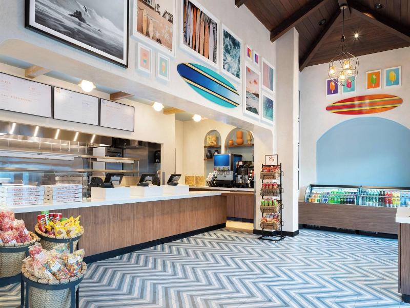 Jw Marriott Miami Turnberry Resort & Spa image