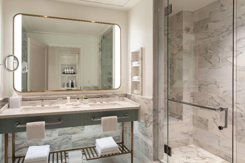 Jw Marriott Miami Turnberry Resort & Spa image