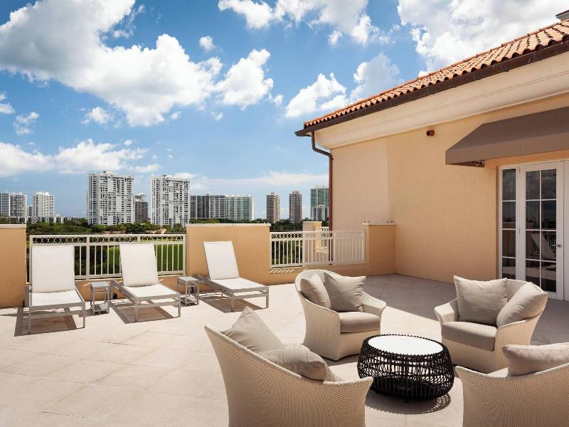 Jw Marriott Miami Turnberry Resort & Spa image