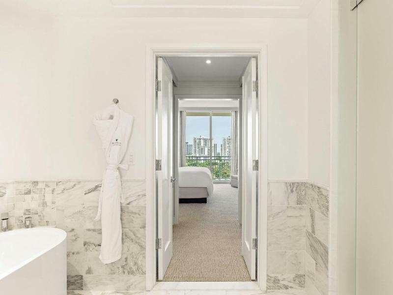 Jw Marriott Miami Turnberry Resort & Spa image