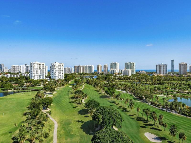 Jw Marriott Miami Turnberry Resort & Spa image